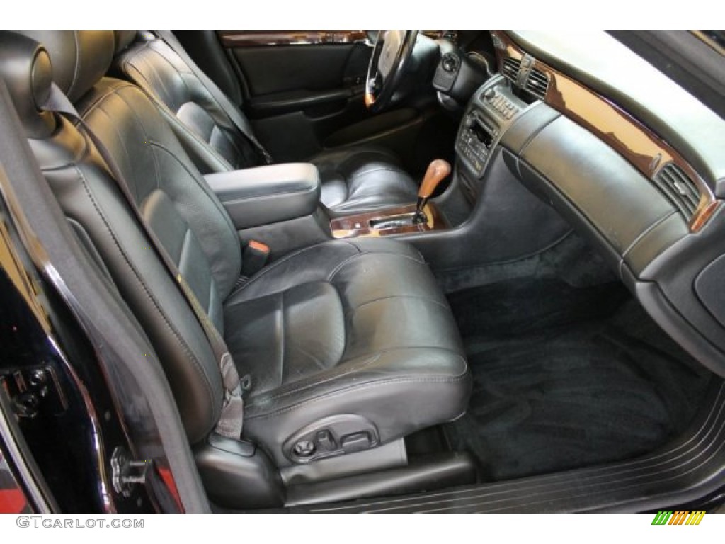 Black Interior 2001 Cadillac DeVille DTS Sedan Photo #51665647
