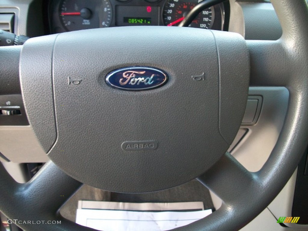 2004 Ford Freestar S Flint Grey Steering Wheel Photo #51672333