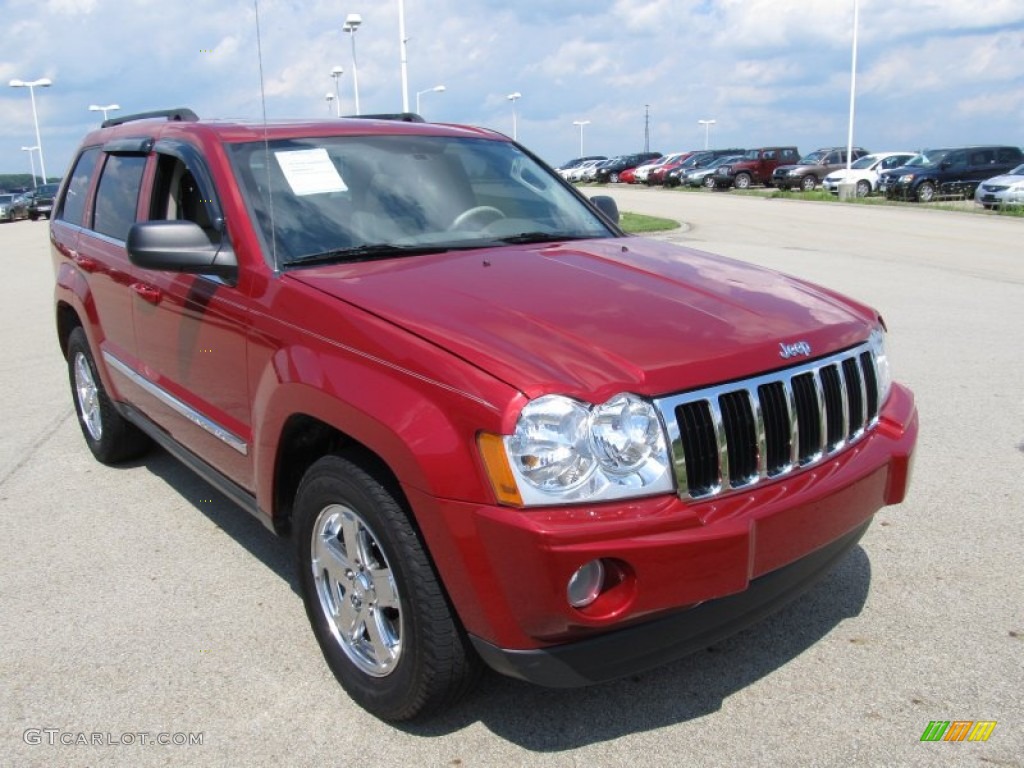 2006 Grand Cherokee Limited 4x4 - Inferno Red Crystal Pearl / Dark Khaki/Light Graystone photo #5