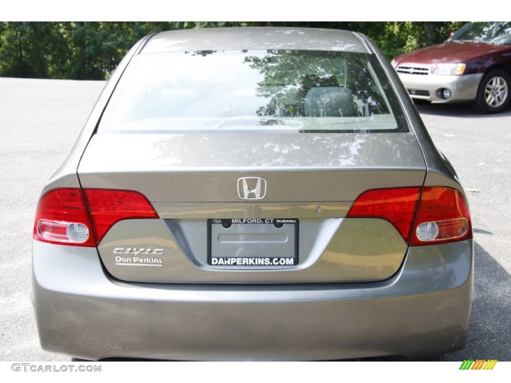 2006 Civic DX Sedan - Galaxy Gray Metallic / Gray photo #7
