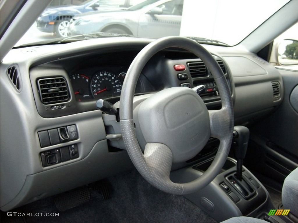 2002 Suzuki XL7 Standard XL7 Model Gray Dashboard Photo #51677697