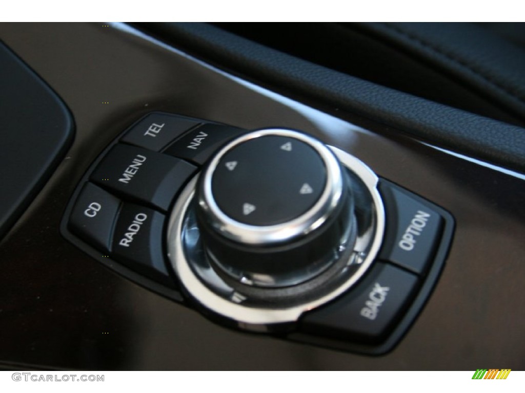 2011 BMW 3 Series 335i Coupe Controls Photo #51677748
