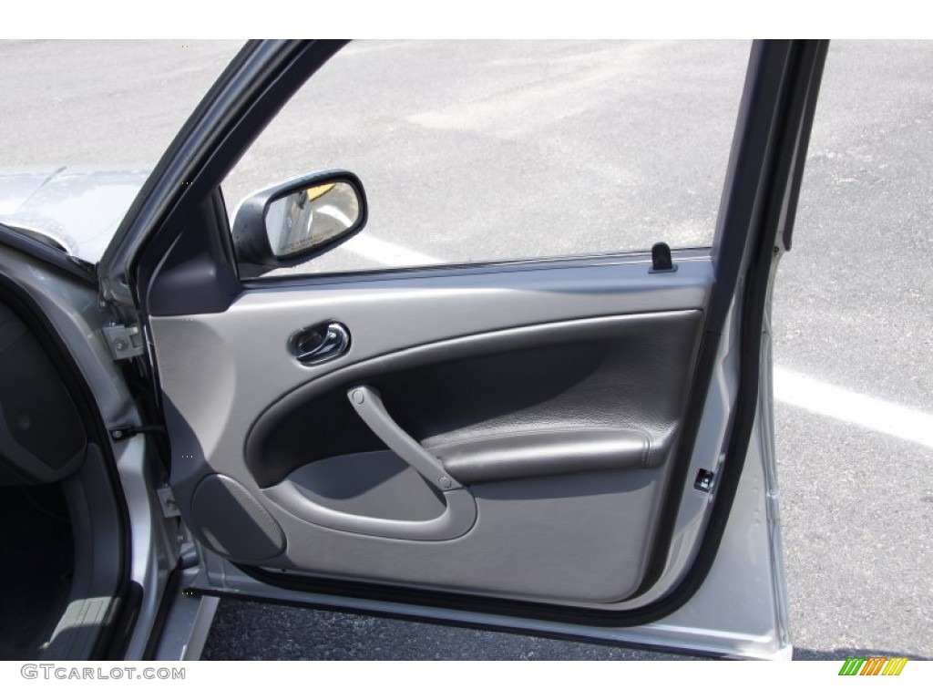 2003 Saab 9-5 Aero Sport Wagon Charcoal Gray Door Panel Photo #51677787