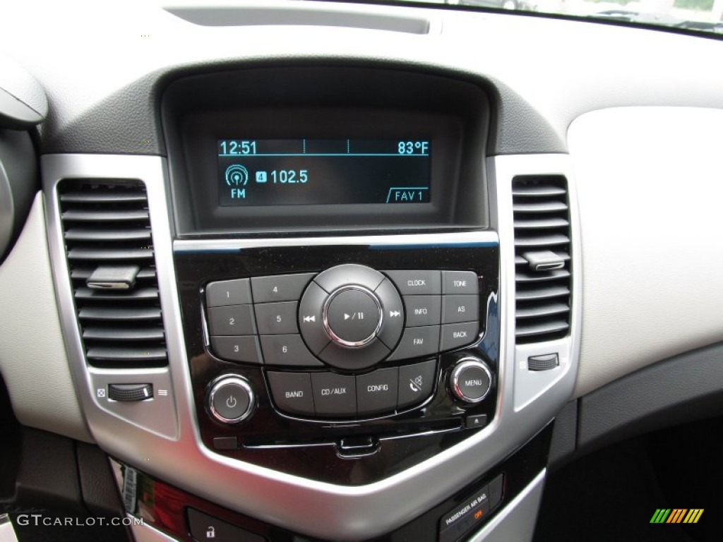 2012 Chevrolet Cruze LS Controls Photo #51678255