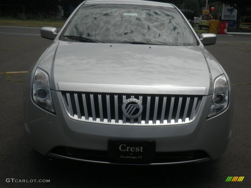 2010 Milan V6 Premier - Brilliant Silver Metallic / Dark Charcoal photo #2