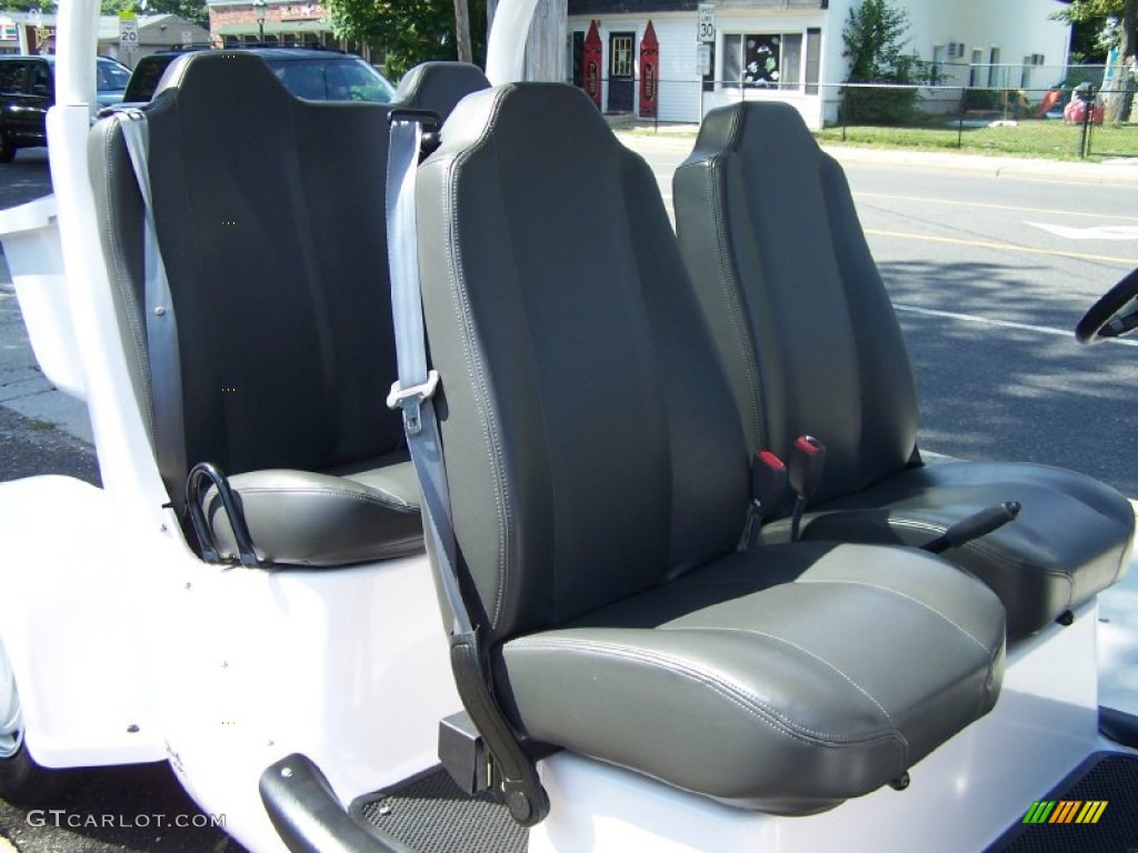 Dark Gray Interior 2011 GEM e e4 4 Passenger Electric Car Photo #51679428