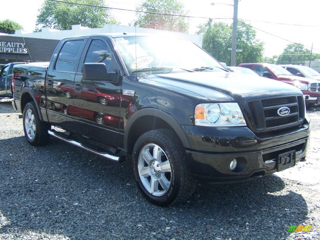 2006 F150 FX4 SuperCrew 4x4 - Black / Black photo #3
