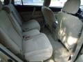 Sandy Beach Metallic - Highlander V6 4WD Photo No. 14