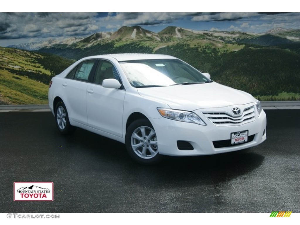 2011 Camry LE - Super White / Bisque photo #1