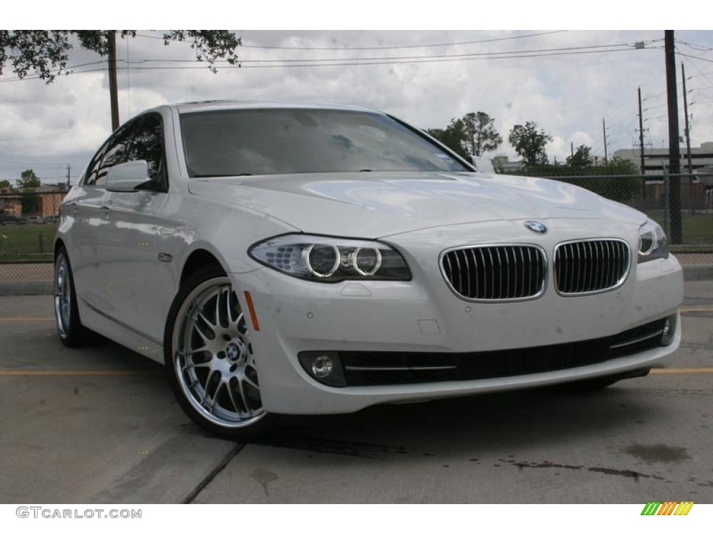 Alpine White 2011 BMW 5 Series 535i Sedan Exterior Photo #51680970