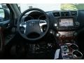 Black - Highlander Limited 4WD Photo No. 12