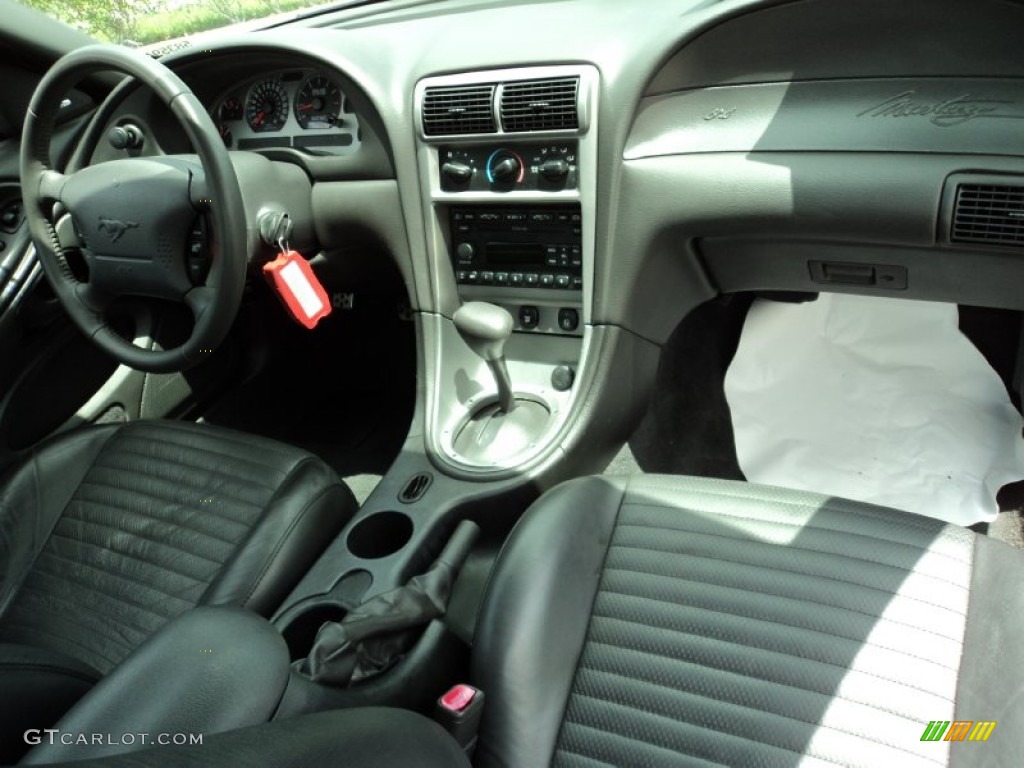 2004 Ford Mustang Mach 1 Coupe Dark Charcoal Dashboard Photo #51682311