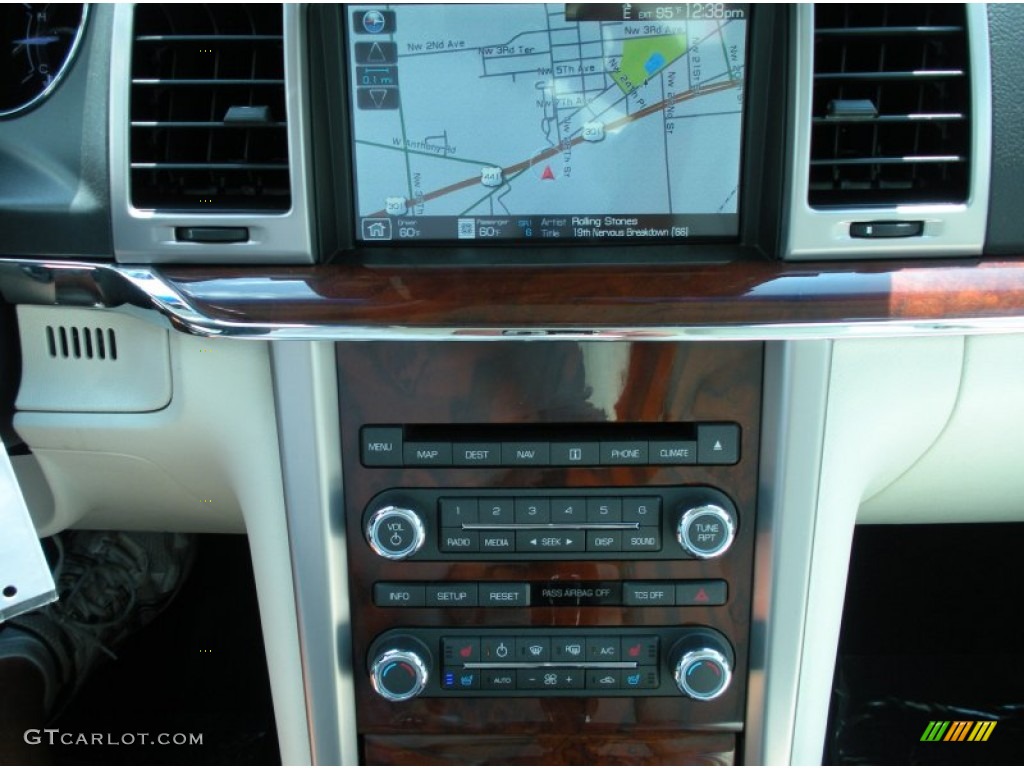 2012 Lincoln MKZ FWD Navigation Photo #51686238