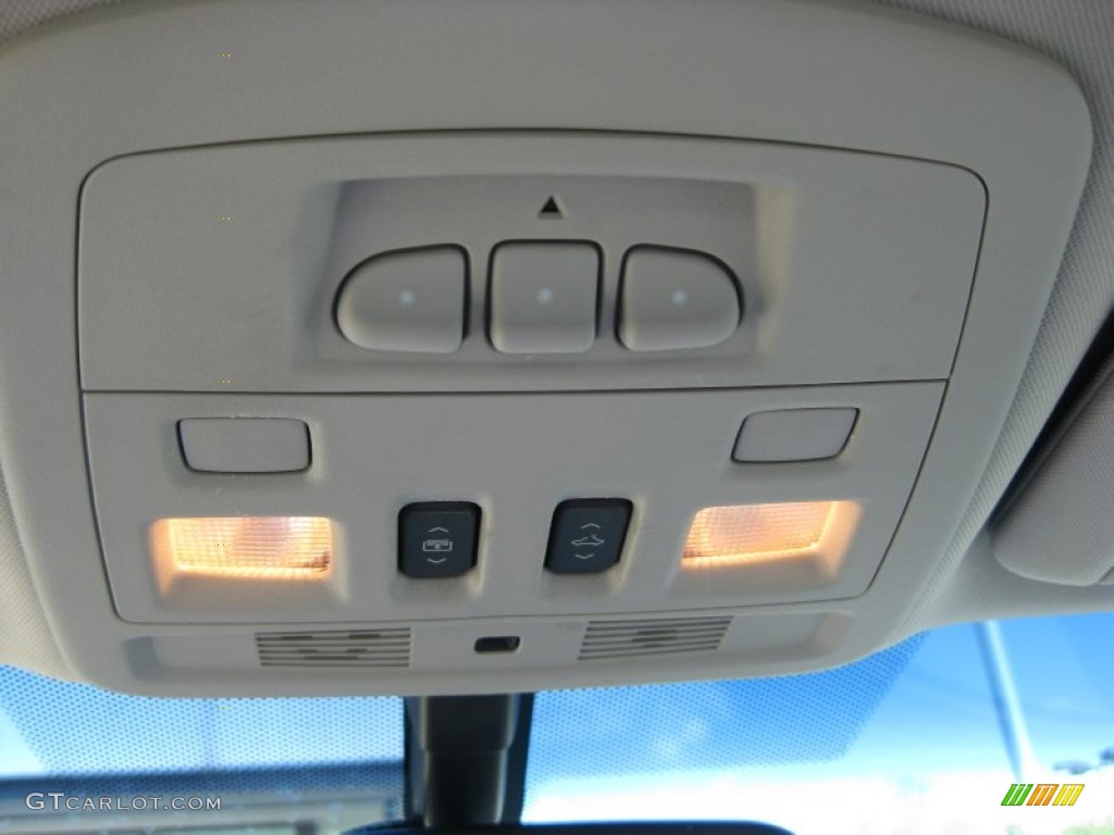 2010 Cadillac CTS 4 3.6 AWD Sedan Controls Photo #51686790