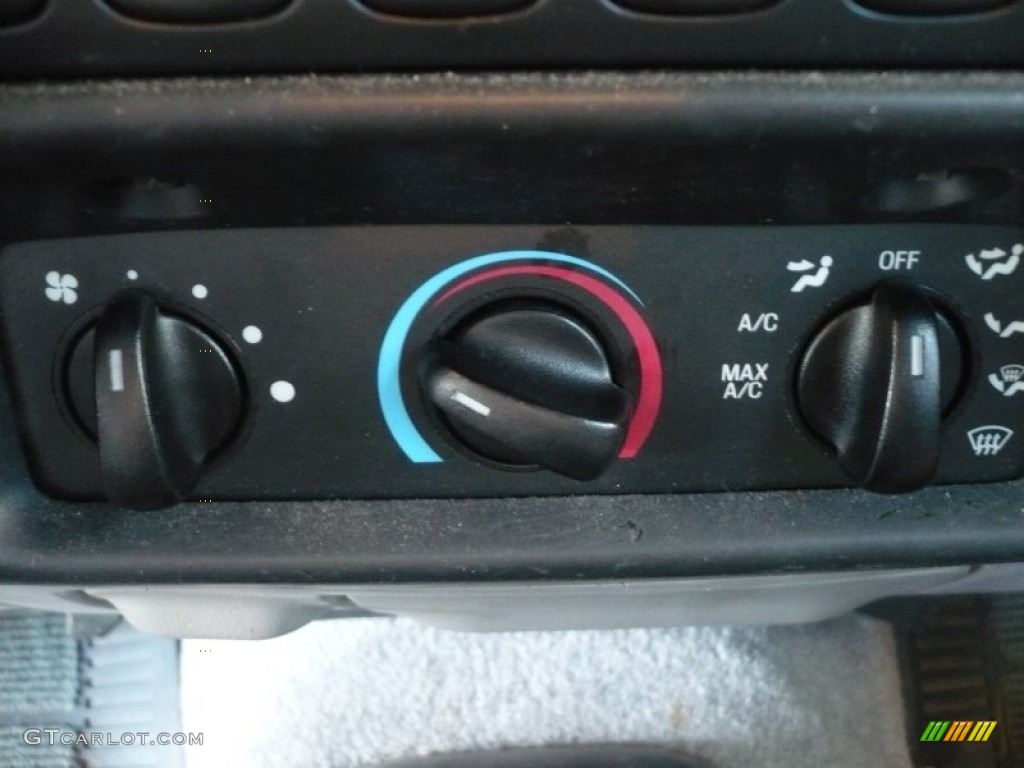 1995 Ranger XLT Regular Cab - Oxford White / Grey photo #15