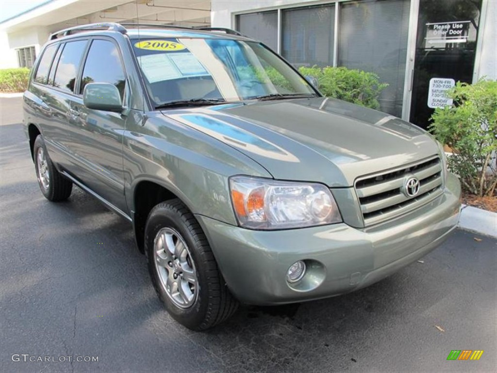 2005 Highlander V6 - Oasis Green Pearl / Ivory photo #1