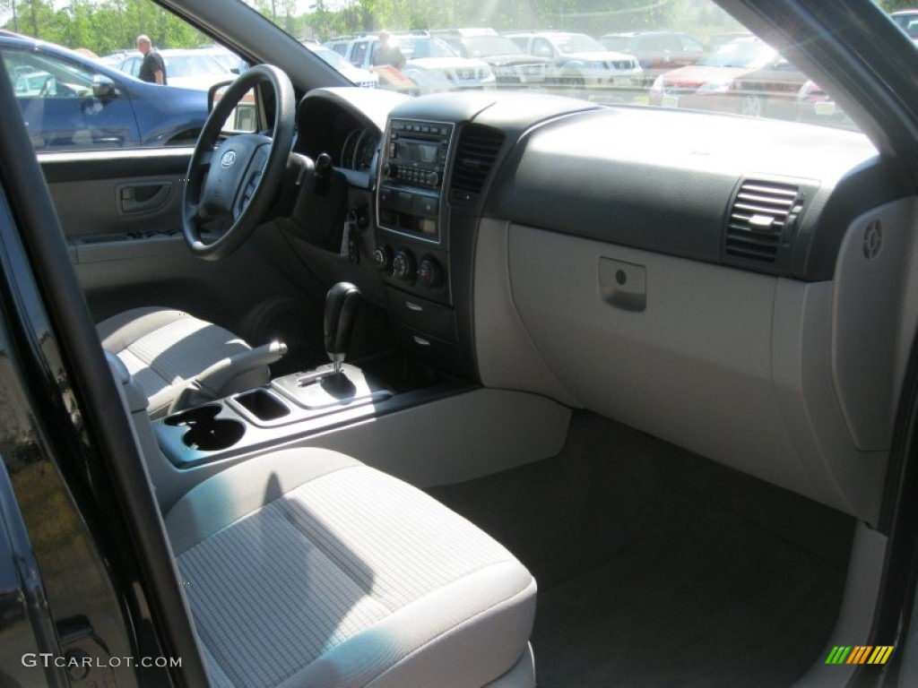 2009 Sorento LX 4x4 - Ebony Black / Gray photo #17