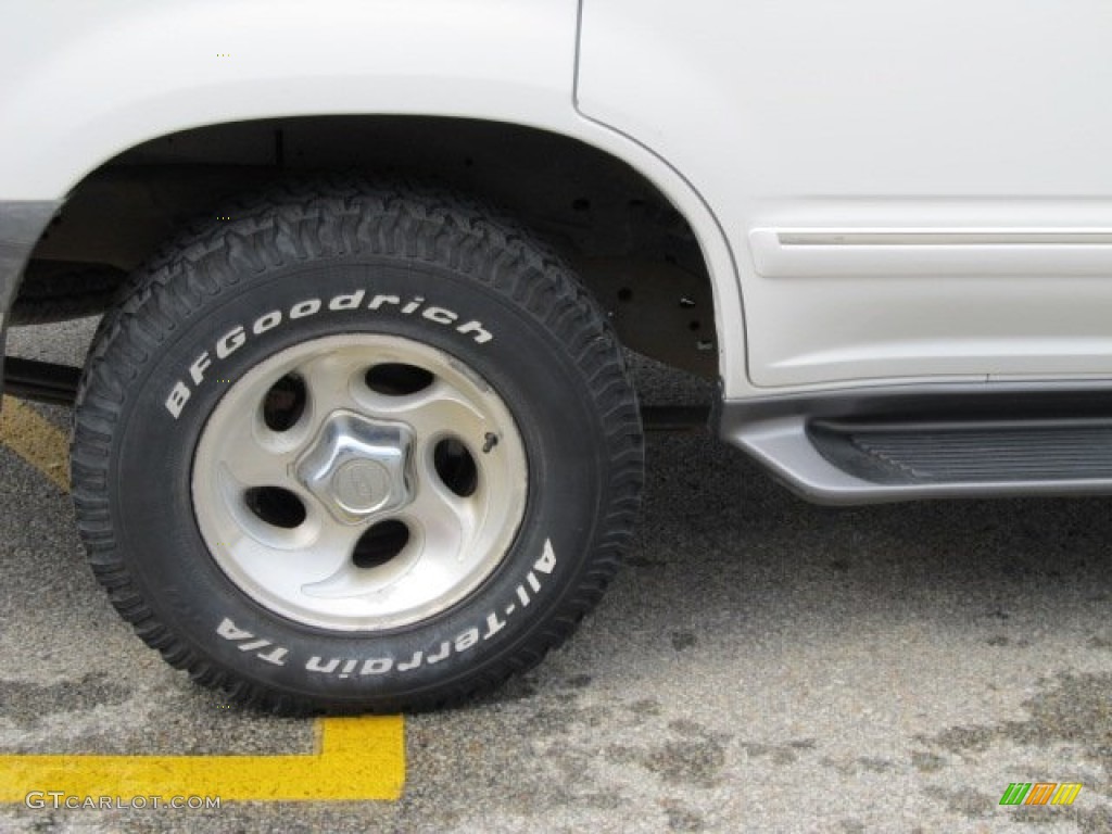 1999 Explorer XLT 4x4 - Oxford White / Dark Graphite photo #7