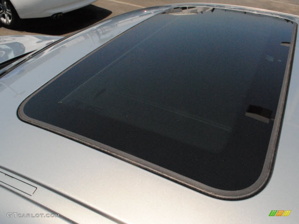 2006 3 Series 330i Sedan - Silver Grey Metallic / Black photo #13