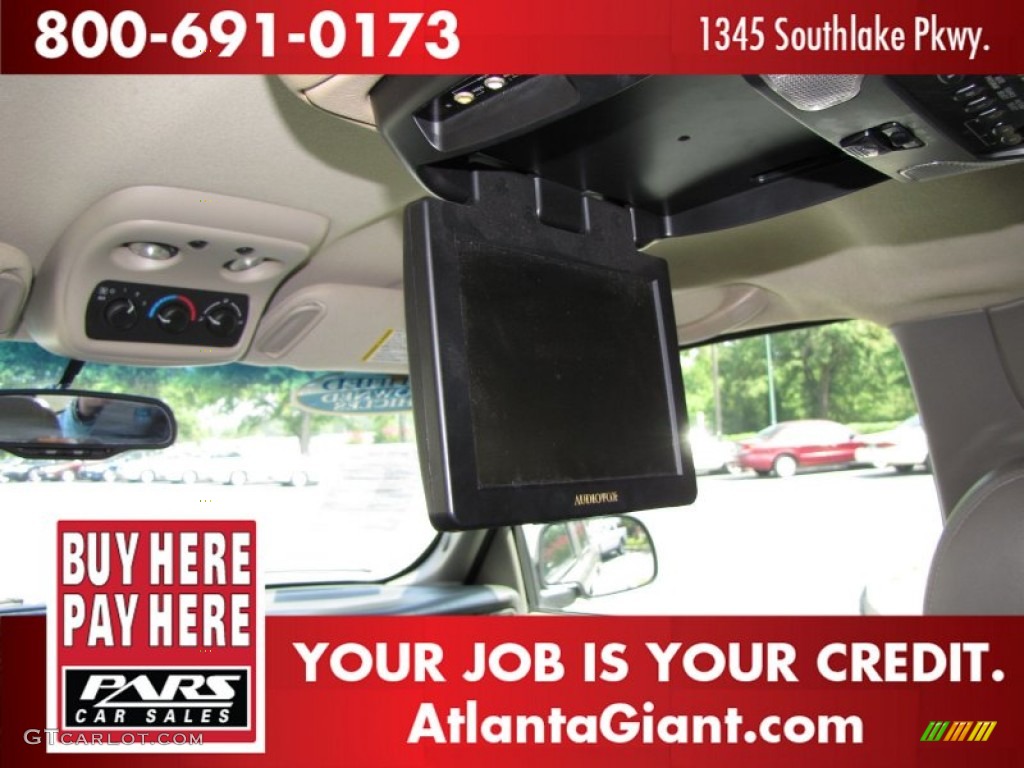 2003 Suburban 1500 LT - Sandalwood Metallic / Tan/Neutral photo #10