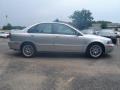 Silver Metallic - S40 1.9T Photo No. 4