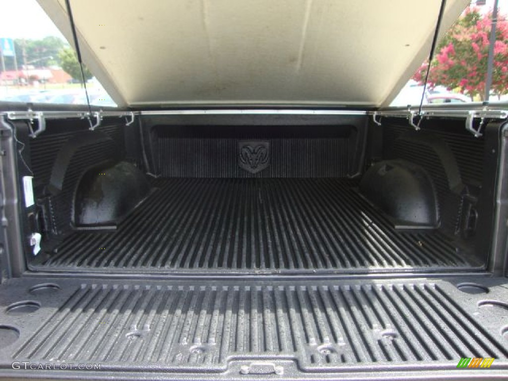 2004 Ram 1500 SLT Quad Cab 4x4 - Graphite Metallic / Dark Slate Gray photo #13