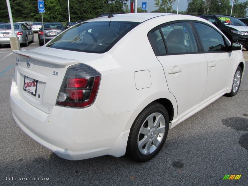 2012 Sentra 2.0 SR - Aspen White / Charcoal photo #5