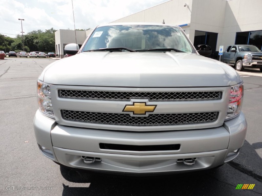 2011 Silverado 1500 LT Extended Cab 4x4 - Sheer Silver Metallic / Ebony photo #2