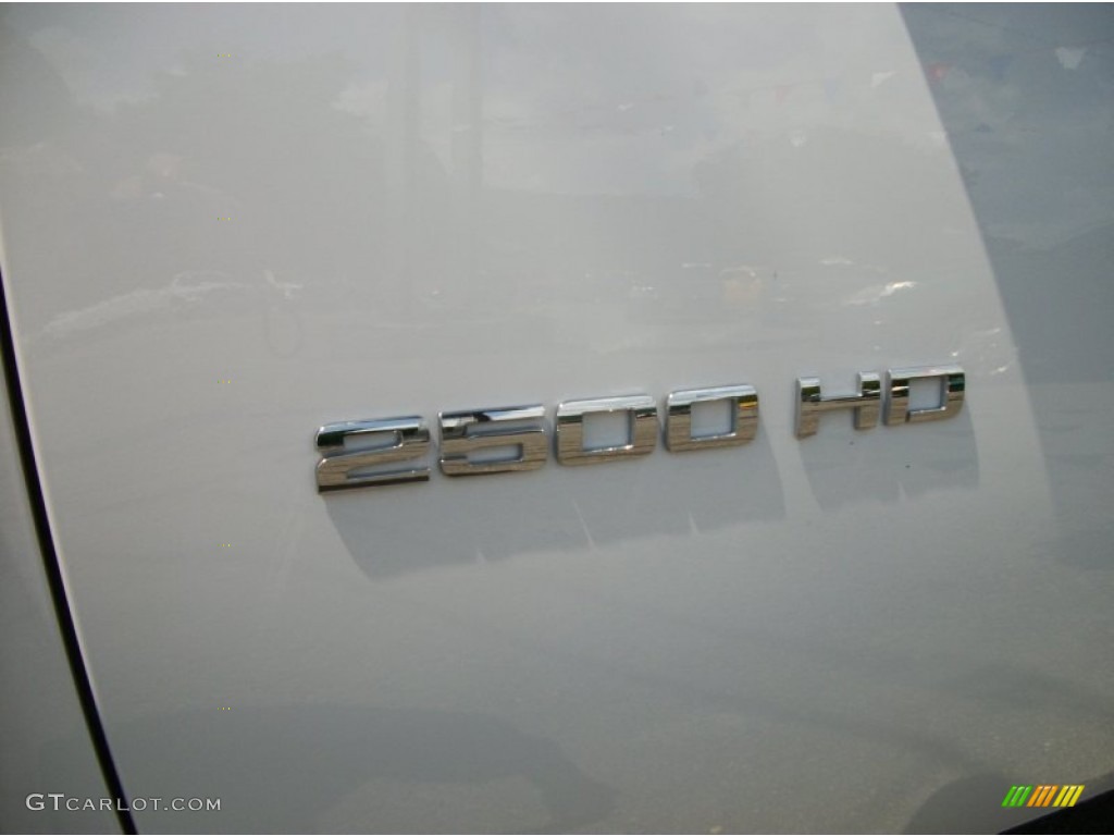 2011 Chevrolet Silverado 2500HD Regular Cab 4x4 Chassis Marks and Logos Photo #51705562