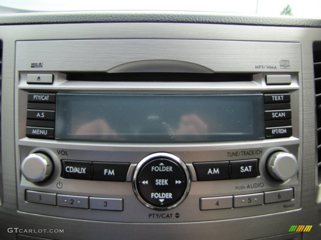 2010 Subaru Outback 2.5i Wagon Controls Photo #51706138