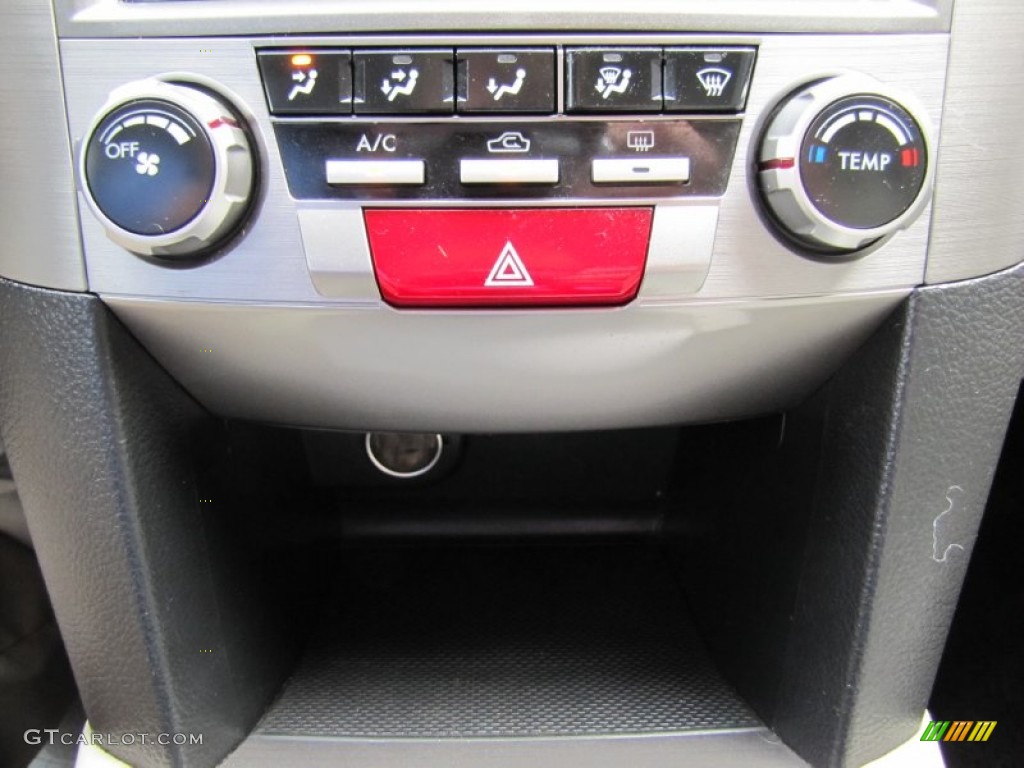 2010 Subaru Outback 2.5i Wagon Controls Photo #51706153