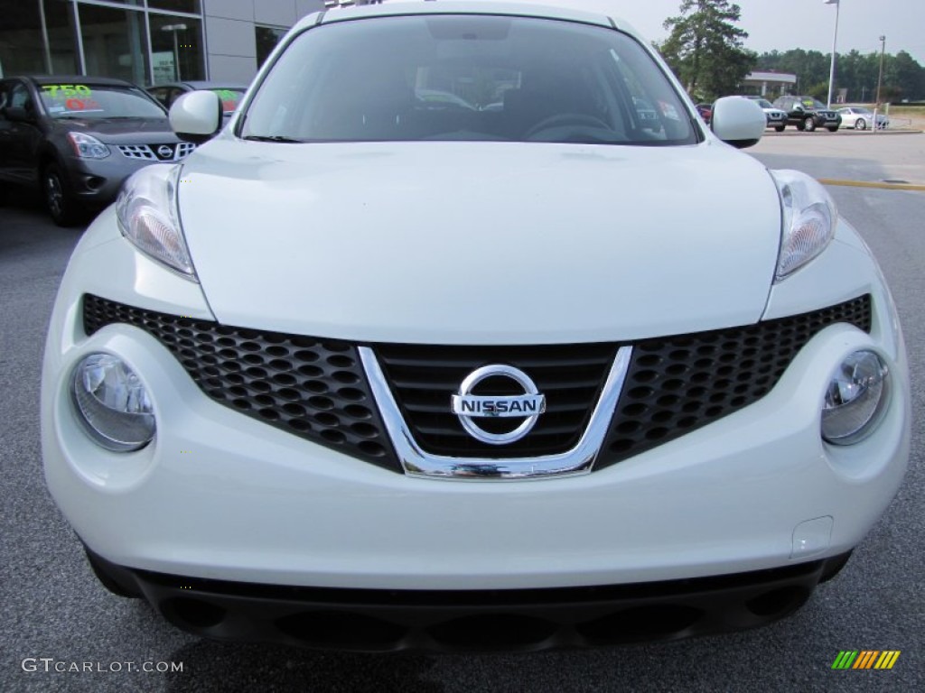 White Pearl 2011 Nissan Juke SV Exterior Photo #51706612