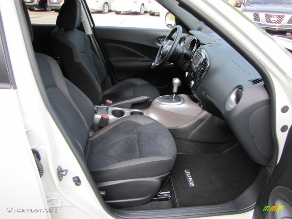 Black/Silver Trim Interior 2011 Nissan Juke SV Photo #51706735