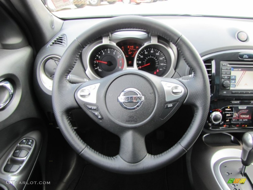 2011 Nissan Juke SV Black/Silver Trim Steering Wheel Photo #51706810