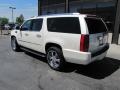 White Diamond - Escalade ESV AWD Photo No. 41