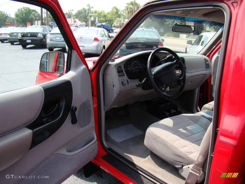 Medium Graphite Interior 1997 Ford Ranger XLT Regular Cab Photo #51710734
