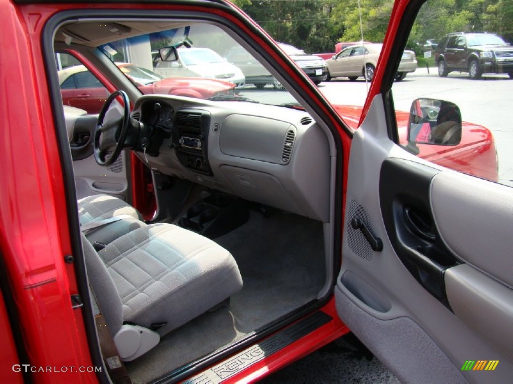 Medium Graphite Interior 1997 Ford Ranger XLT Regular Cab Photo #51710758