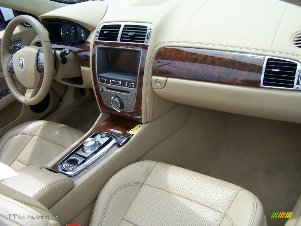 Caramel/Caramel Interior 2011 Jaguar XK XK Convertible Photo #51711400