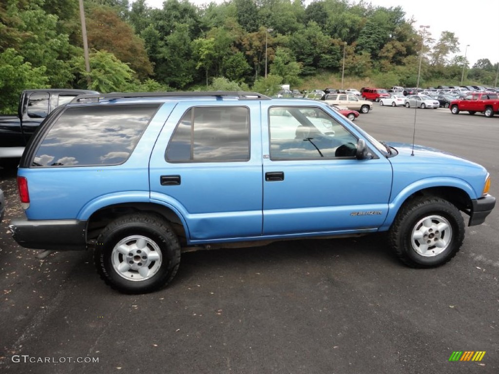 Light Stellar Blue Metallic 1996 Chevrolet Blazer LS 4x4 Exterior Photo #51711907