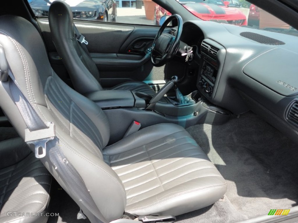 Dark Grey Interior 1997 Chevrolet Camaro Z28 Coupe Photo #51712249