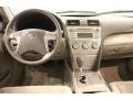 2009 Super White Toyota Camry LE  photo #17