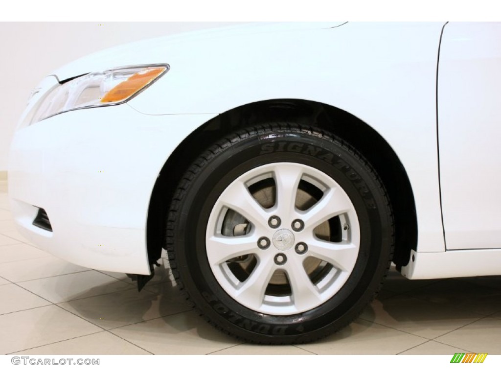 2009 Camry LE - Super White / Bisque photo #20