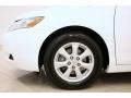 2009 Super White Toyota Camry LE  photo #20