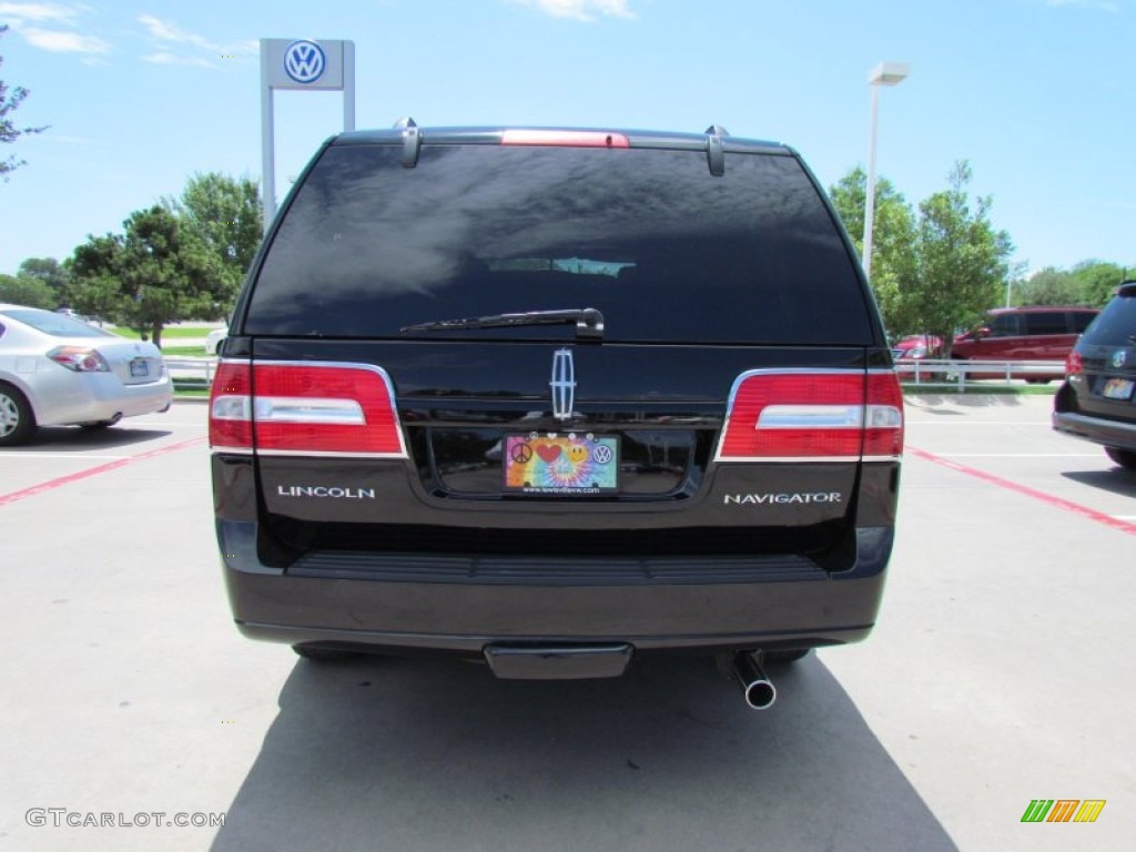 2007 Navigator Luxury - Black / Charcoal photo #4