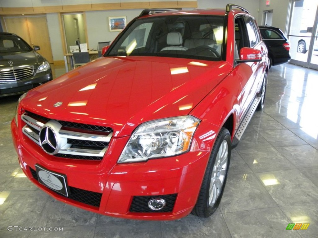 2011 GLK 350 - Mars Red / Almond/Black photo #1