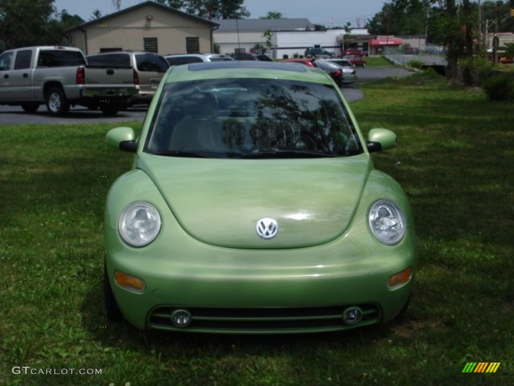 2004 New Beetle GLS 1.8T Coupe - Cyber Green Metallic / Cream Beige photo #4