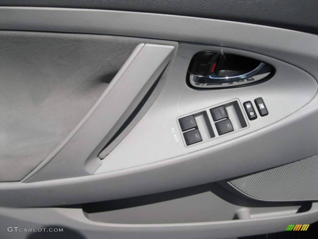 2010 Camry LE - Magnetic Gray Metallic / Ash Gray photo #6