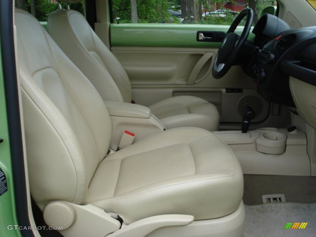 Cream Beige Interior 2004 Volkswagen New Beetle GLS 1.8T Coupe Photo #51719275