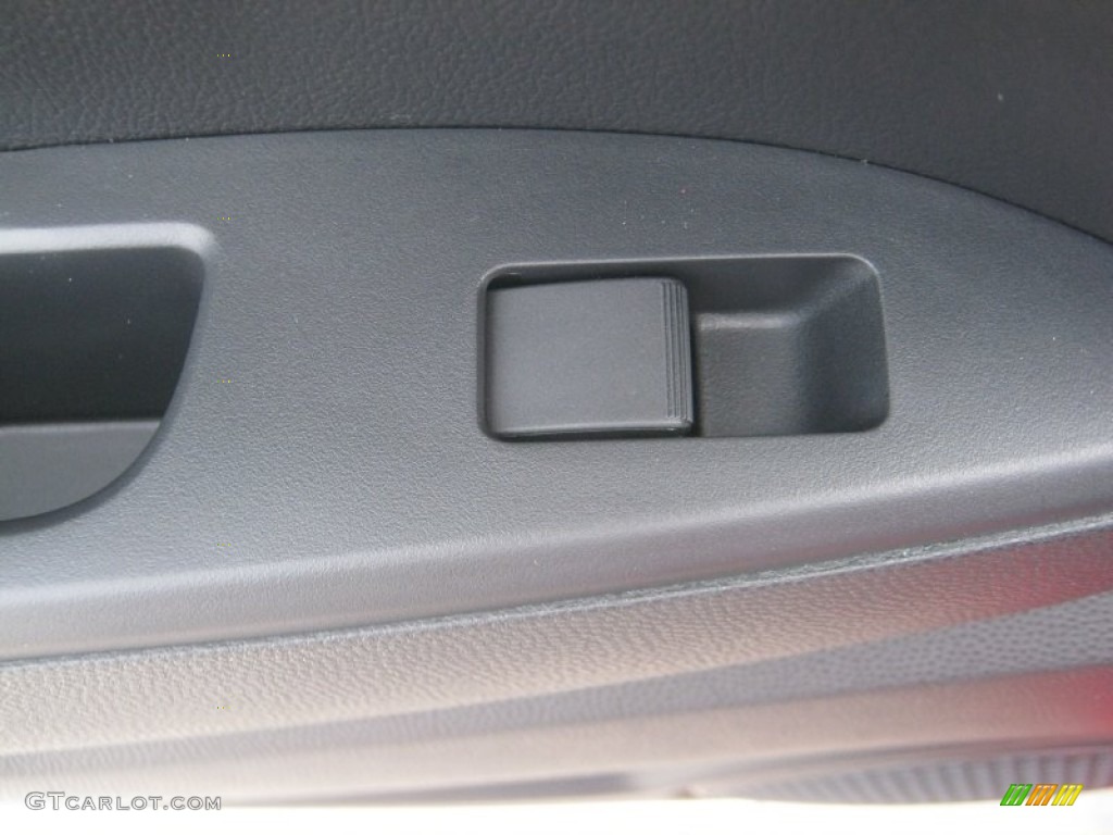 2011 MAZDA2 Sport - True Red / Black photo #18