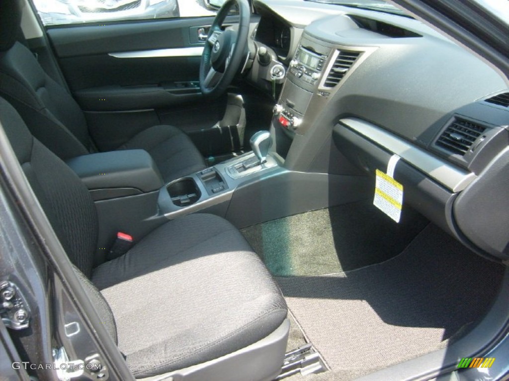 2011 Outback 2.5i Premium Wagon - Graphite Gray Metallic / Off Black photo #5
